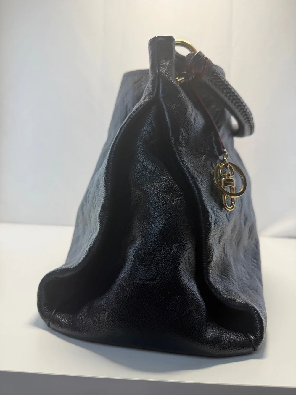 Louis Vuitton blue Monogram Empreinte Leather Shoulder Bag with Gold Hardware